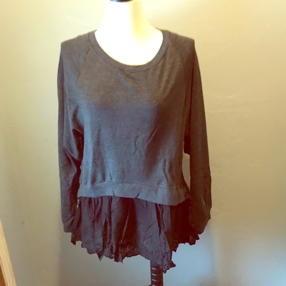Gray 2fer loose fitting sweatshirt